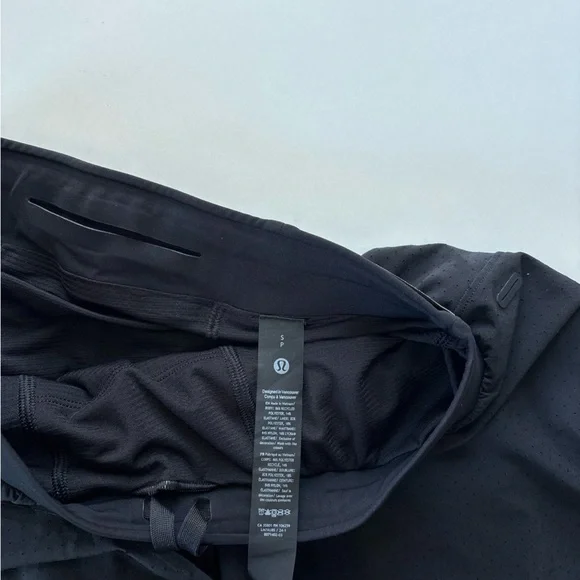 Lululemon Fast and Free Short 6"
Lined small - Picture 9 of 12